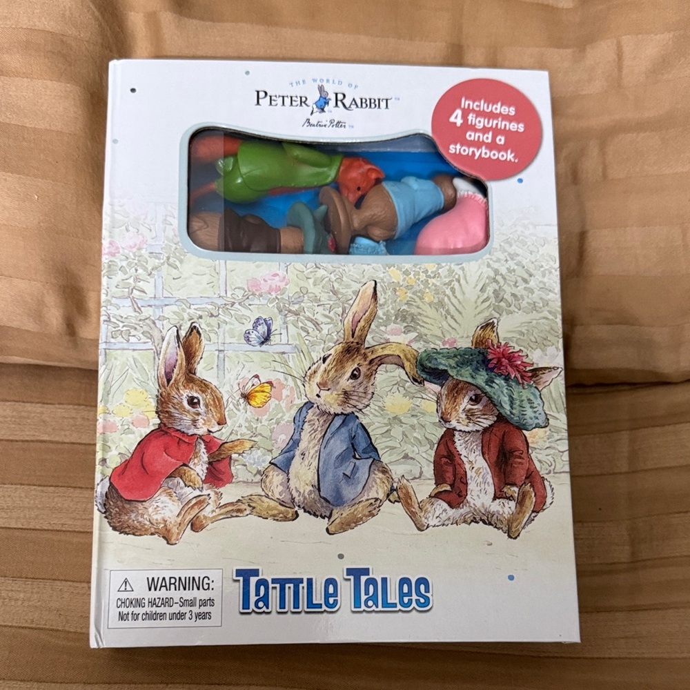 Peter Rabbit Tattle Tales Book Set with Figurines